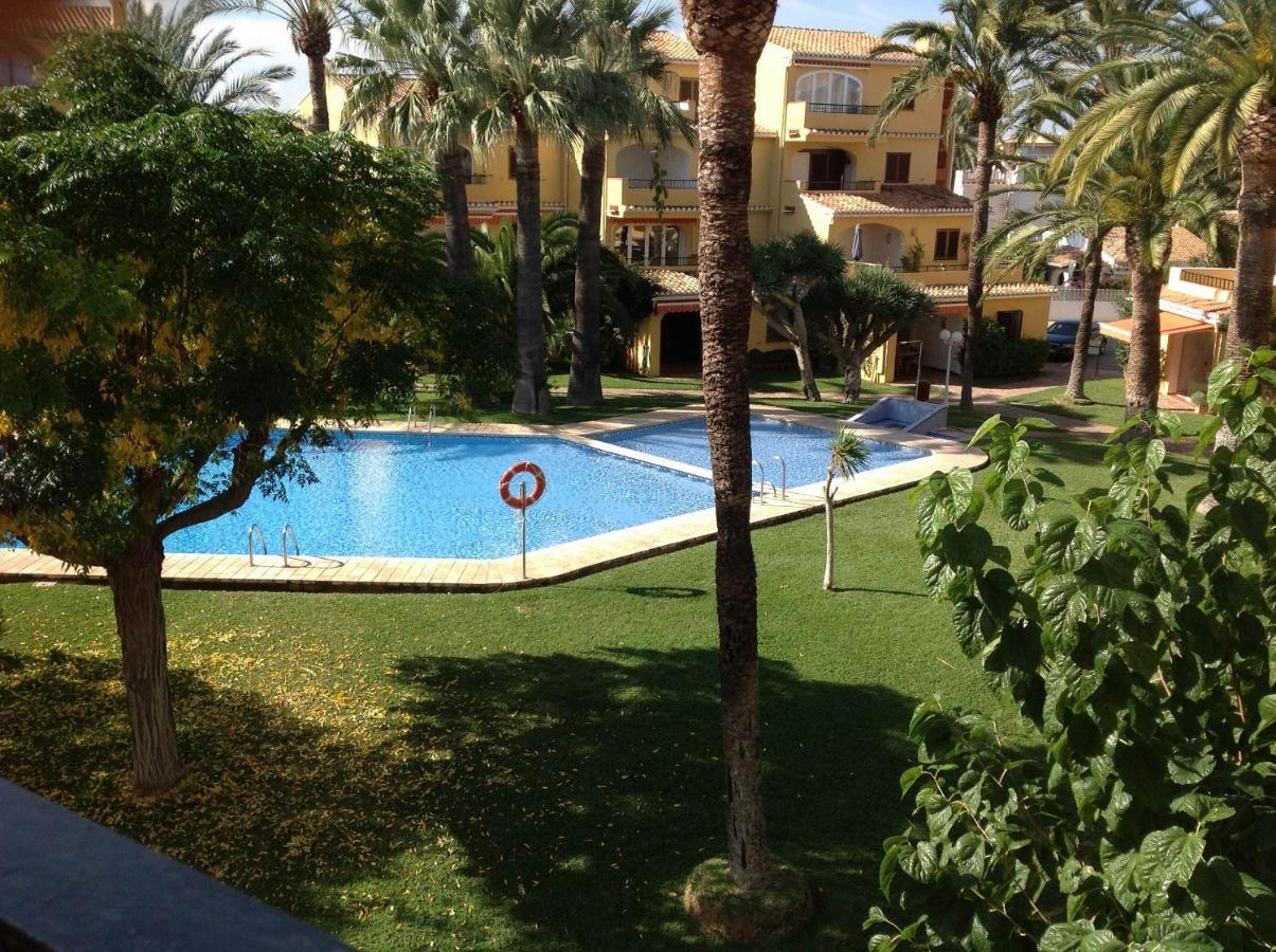 Urbanizacion Primera Linea De Playa Denia Exterior photo